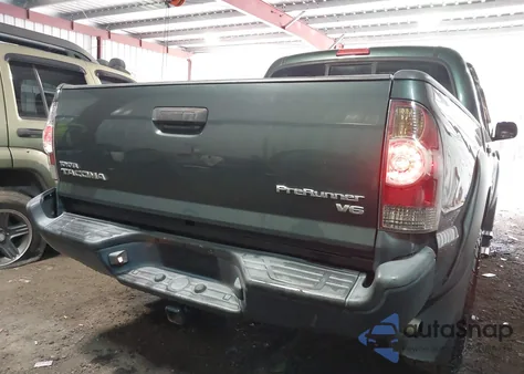 2011 Toyota Tacoma Prerunner V6 z USA, uszkodzony, nr VIN 5TFJU4GN6BX006381